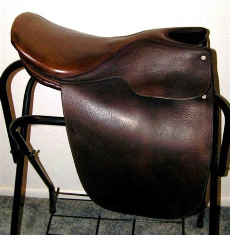 Riding with Magic: Exploring the Connection Between Saddle Seat Design and Rider Comfort